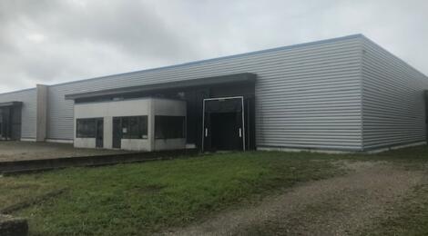 Local industriel / artisanal 2000 m² (modulables) à louer : Photo