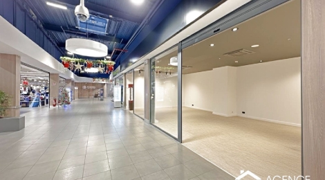 LOCAL COMMERCIAL de 100 m2 GALERIE MARCHANDE LECLERC HEYD : Photo