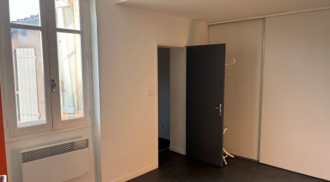 Bureau avec stationnement : Photo