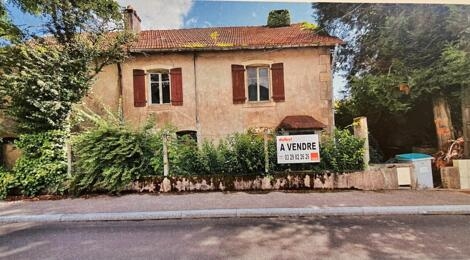 Remiremont face Cora très bel emplacement : Photo