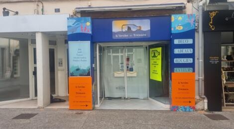 Local commercial 127 m² : Photo