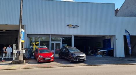 local commercial EPINAL : Photo