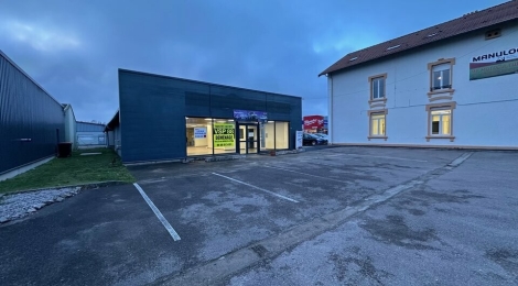 local commercial CHAVELOT : Photo