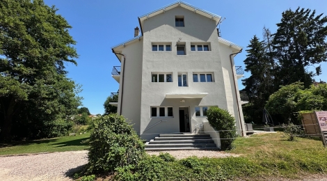 murs et fonds LA VOGE LES BAINS : Photo