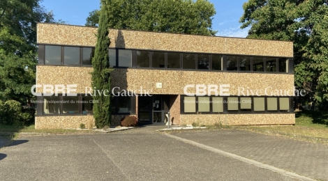 À louer BUREAUX LINGOLSHEIM 395.8 m² : Photo