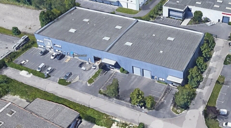Local d'Activités - 1240 m² - Zone Activités Farman : Photo